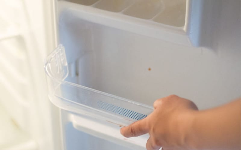 Позбавляємося від запаху в холодильнику. Як усунути неприємний запах з холодильника як вивести неприємний запах в холодильнику