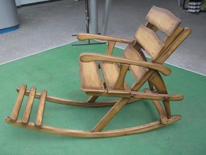 Як змайструвати деревяне крісло-гойдалку: облаштовуємо місце для відпочинку. Крісло-гойдалка своїми силами в домашніх умовах крісло качалка з профілю своїми руками