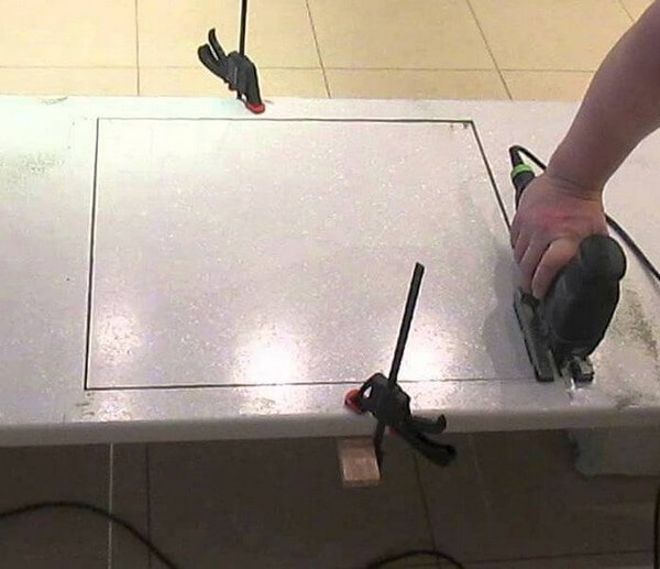 Як зняти варильну панель зі стільниці bosch. Як встановити вбудовану варильну панель в стільницю? ремонт газової варильної панелі