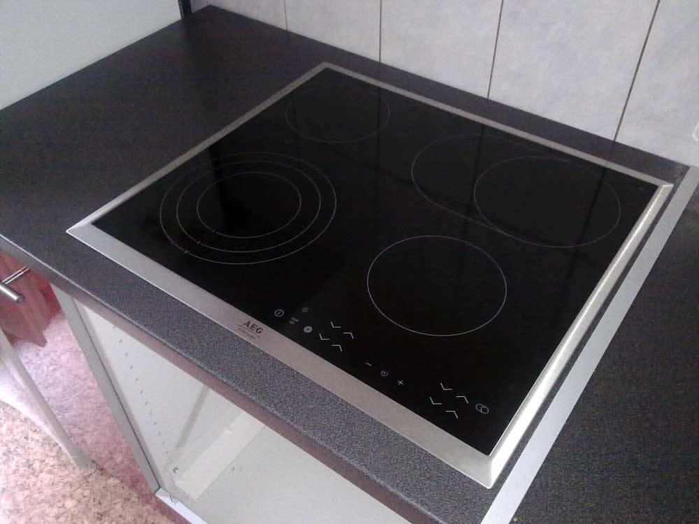 Як зняти варильну панель зі стільниці bosch. Як встановити вбудовану варильну панель в стільницю? ремонт газової варильної панелі
